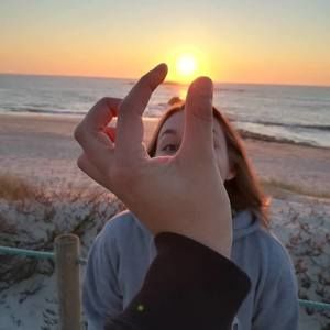 Meet your Posher, Beatriz